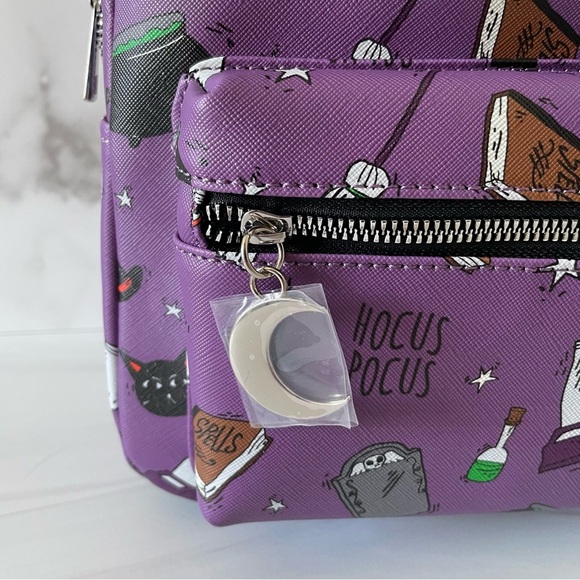 Bioworld x Hot Topic Hocus Pocus Icons Mini Backpack- Purple- NWT - Picture 6 of 10